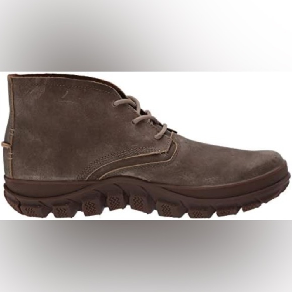 NIB CATERPILLAR BOOTS